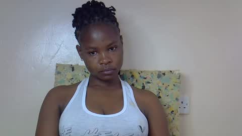 Snapshot of sexy_molyne chatting on 10, 4, 2026 Molyne online show from 10, 4, 2026