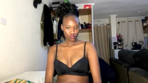 Nyla online show from 18, 7, 2026