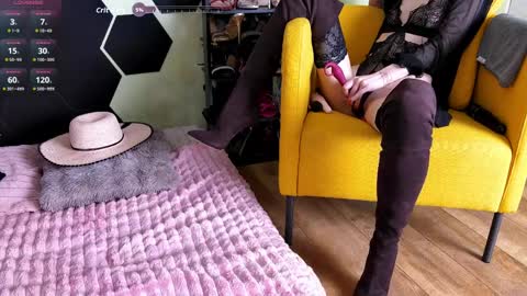 Sexy school online show from 6, 4, 2026