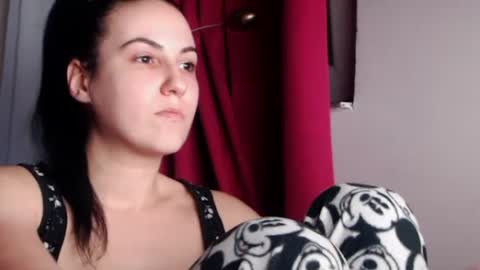 Snapshot of sexy_slimm25 chatting on 28, 2, 2025 Slimm online show from 28, 2, 2025