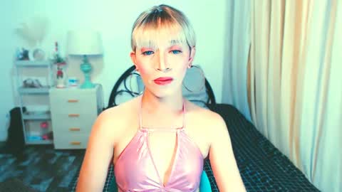 Snapshot of sexy_yllona chatting on 7, 5, 2026 sexy_yllona online show from 7, 5, 2026