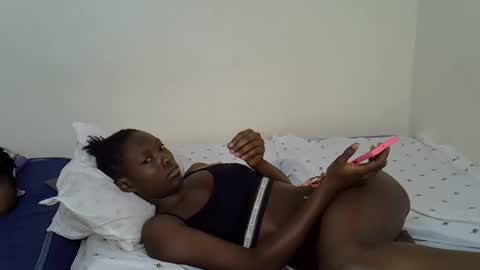 Snapshot of sexy_zola chatting on 17, 5, 2026 Im Zola online show from 17, 5, 2026