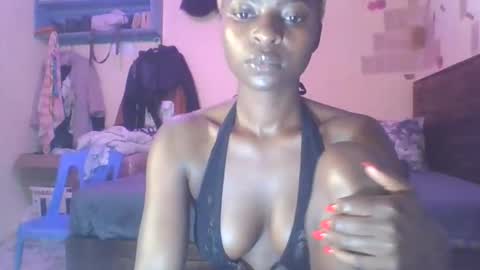 Snapshot of sexyafricanprincess25 chatting on 2, 6, 2026 Rita online show from 2, 6, 2026