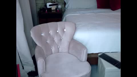 Snapshot of sexyalliekay chatting on 30, 5, 2026 Sexy GILF Allie Kay online show from 30, 5, 2026
