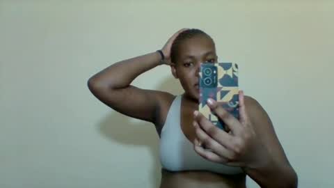 Snapshot of sexyapple2002 chatting on 4, 3, 2026 sexyapple2002 online show from 4, 3, 2026