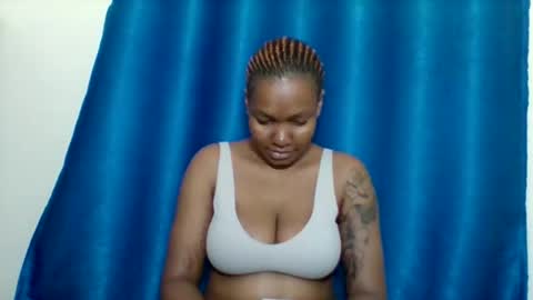 Snapshot of sexyapple2002 chatting on 10, 5, 2026 sexyapple2002 online show from 10, 5, 2026