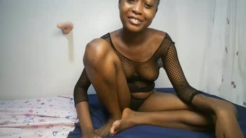 Snapshot of sexyasspetitte_ chatting on 11, 1, 2025 sexyasspetitte_ online show from 11, 1, 2025