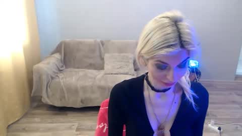 sexybeatriice online show from 27, 3, 2026