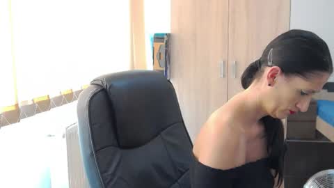 Snapshot of sexybeeaa chatting on 7, 7, 2026 SexyBea online show from 7, 7, 2026