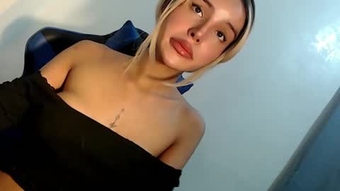 Seraphina Blaze online show from 24, 2, 2025