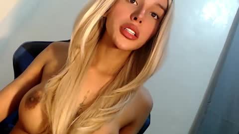 Seraphina Blaze online show from 25, 2, 2025