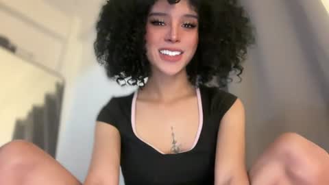 Snapshot of sexybite1 chatting on 19, 6, 2026 Seraphina Blaze online show from 19, 6, 2026