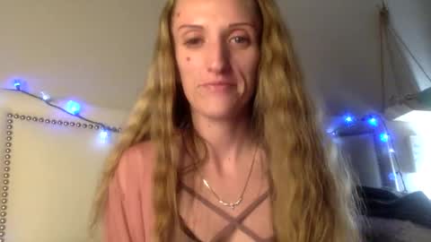 KendalLove317 online show from 2, 12, 2024