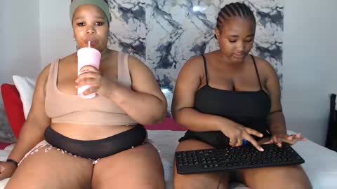 Snapshot of sexychill2000 chatting on 1, 6, 2026 SEXYCHILL online show from 1, 6, 2026