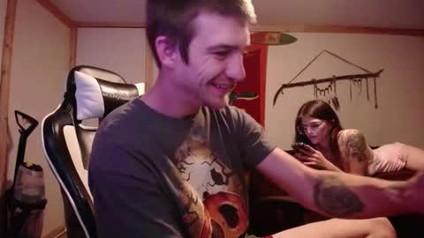 Austin and Megan online show from 23, 11, 2025