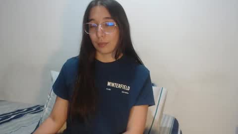 Snapshot of sexycoralinne69 chatting on 21, 5, 2026 Coralinne online show from 21, 5, 2026