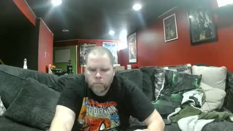 Sexydadfigure online show from 12, 4, 2026