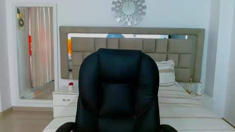 DAKOTA online show from 10, 1, 2025