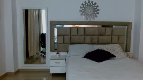 DAKOTA online show from 4, 2, 2025