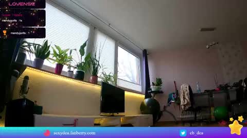 XDA   online show from 1, 3, 2025