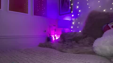 Ashley Love online show from 4, 4, 2026