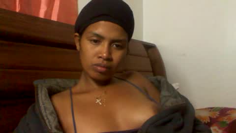 Snapshot of sexylarra12 chatting on 1, 6, 2026 sexylarra12 online show from 1, 6, 2026