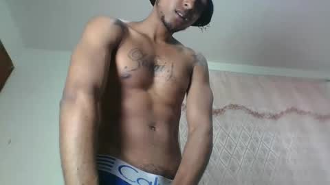 Snapshot of sexyleon69 chatting on 27, 1, 2025 Sexy leon online show from 27, 1, 2025