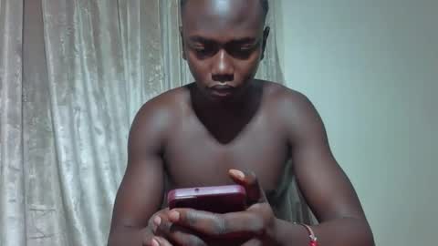 Snapshot of sexylinkebony2 chatting on 8, 2, 2026 sexylinkebony2 online show from 8, 2, 2026