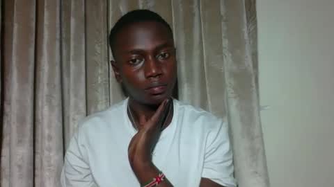 Snapshot of sexylinkebony2 chatting on 27, 2, 2026 sexylinkebony2 online show from 27, 2, 2026