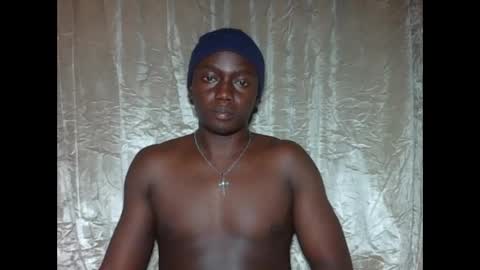 sexylinkebony2 online show from 16, 4, 2026