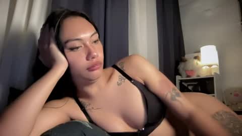 maxine online show from 31, 3, 2026