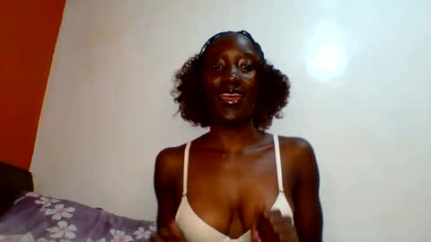 sexylucia5 online show from 10, 6, 2026