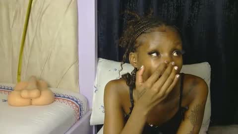 Snapshot of sexyluha chatting on 28, 4, 2026 sexyluha online show from 28, 4, 2026