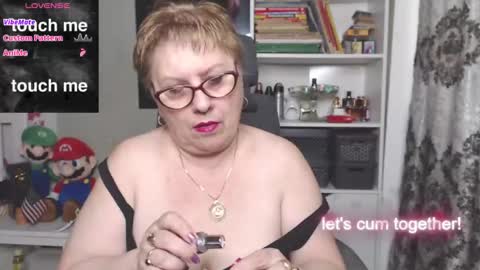 sexylynette4u online show from 24, 11, 2025