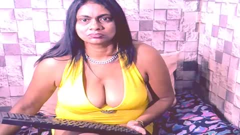 sexymaturemilf01 online show from 11, 7, 2026
