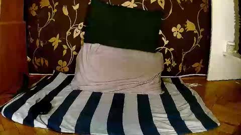 Squirty Maya Gold online show from 5, 2, 2026