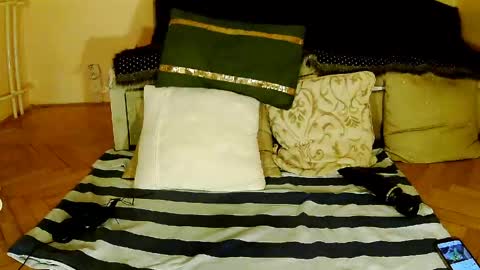 Snapshot of sexymayagold chatting on 5, 6, 2026 Squirty Maya Gold online show from 5, 6, 2026