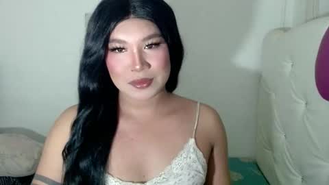 Mika online show from 5, 11, 2025