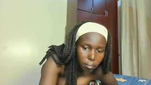 sexymomoh online show from 7, 4, 2026