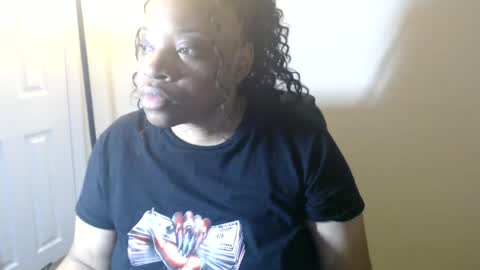 Snapshot of sexymona1218 chatting on 16, 6, 2026 SexyMona online show from 16, 6, 2026