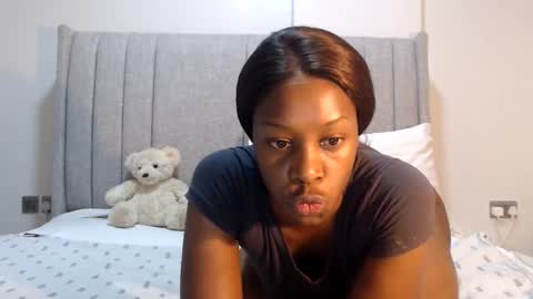 Snapshot of sexymonalisa1 chatting on 18, 5, 2026 sexymonalisa1 online show from 18, 5, 2026