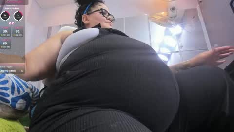 Snapshot of sexymoonlatina chatting on 29, 5, 2026 Natasha online show from 29, 5, 2026