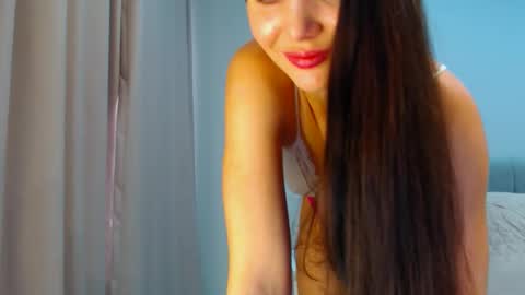 Snapshot of sexymymeow chatting on 6, 12, 2024 SexyMyMeow online show from 6, 12, 2024