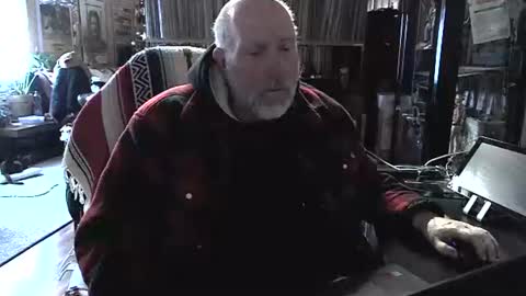 Grizz Lee Bear online show from 22, 12, 2024