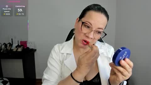 Snapshot of sexypsychologist chatting on 16, 1, 2026 Sexy Psychologist online show from 16, 1, 2026