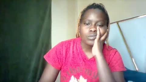 Snapshot of sexypussy983 chatting on 10, 7, 2026 Micky online show from 10, 7, 2026