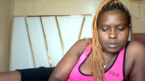 Snapshot of sexypussy983 chatting on 11, 7, 2026 Micky online show from 11, 7, 2026