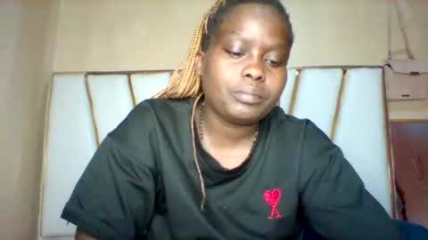 Snapshot of sexypussy983 chatting on 17, 7, 2026 Micky online show from 17, 7, 2026