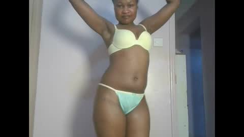 queenivy online show from 14, 12, 2025