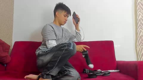 MATIAS-18   THIAHO -18  MAX-19  NICOKALY-19  CAIN-19   MOD ESTEBAN online show from 10, 3, 2026